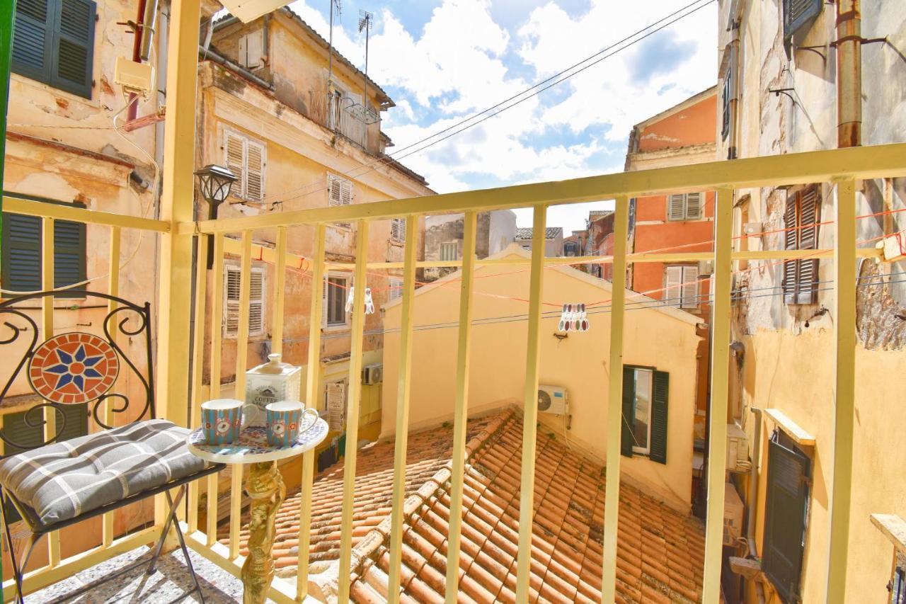 Venetian Well Gallery Apartment In Corfu Old Town Екстер'єр фото