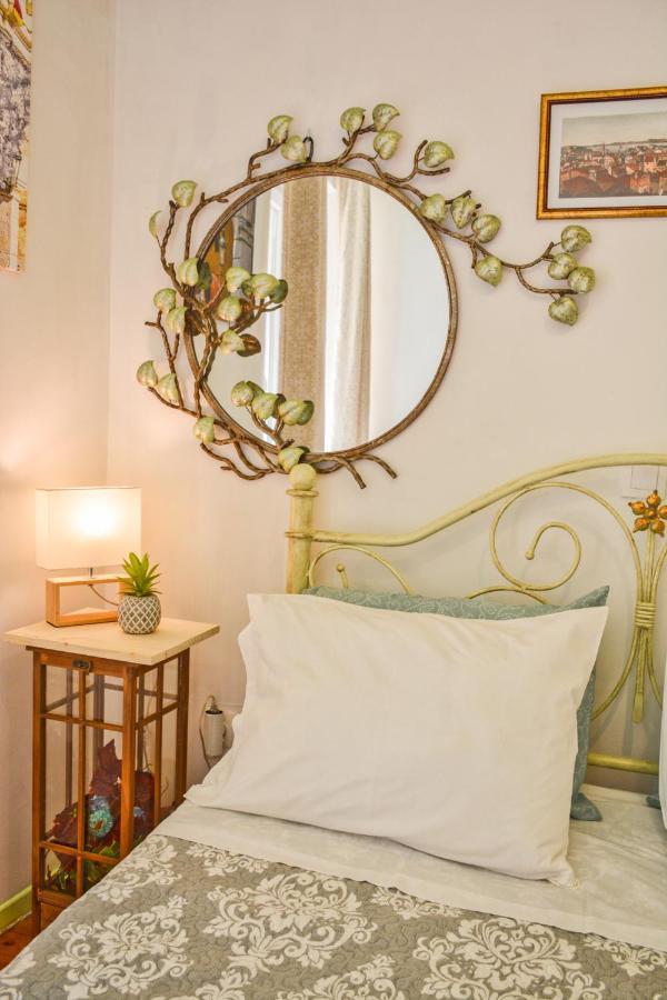 Venetian Well Gallery Apartment In Corfu Old Town Екстер'єр фото