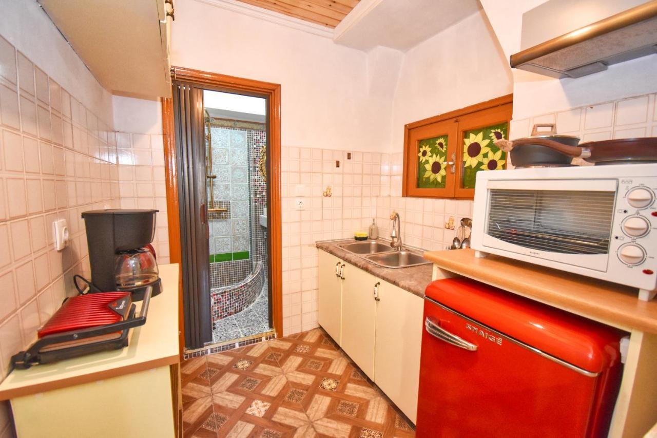 Venetian Well Gallery Apartment In Corfu Old Town Екстер'єр фото